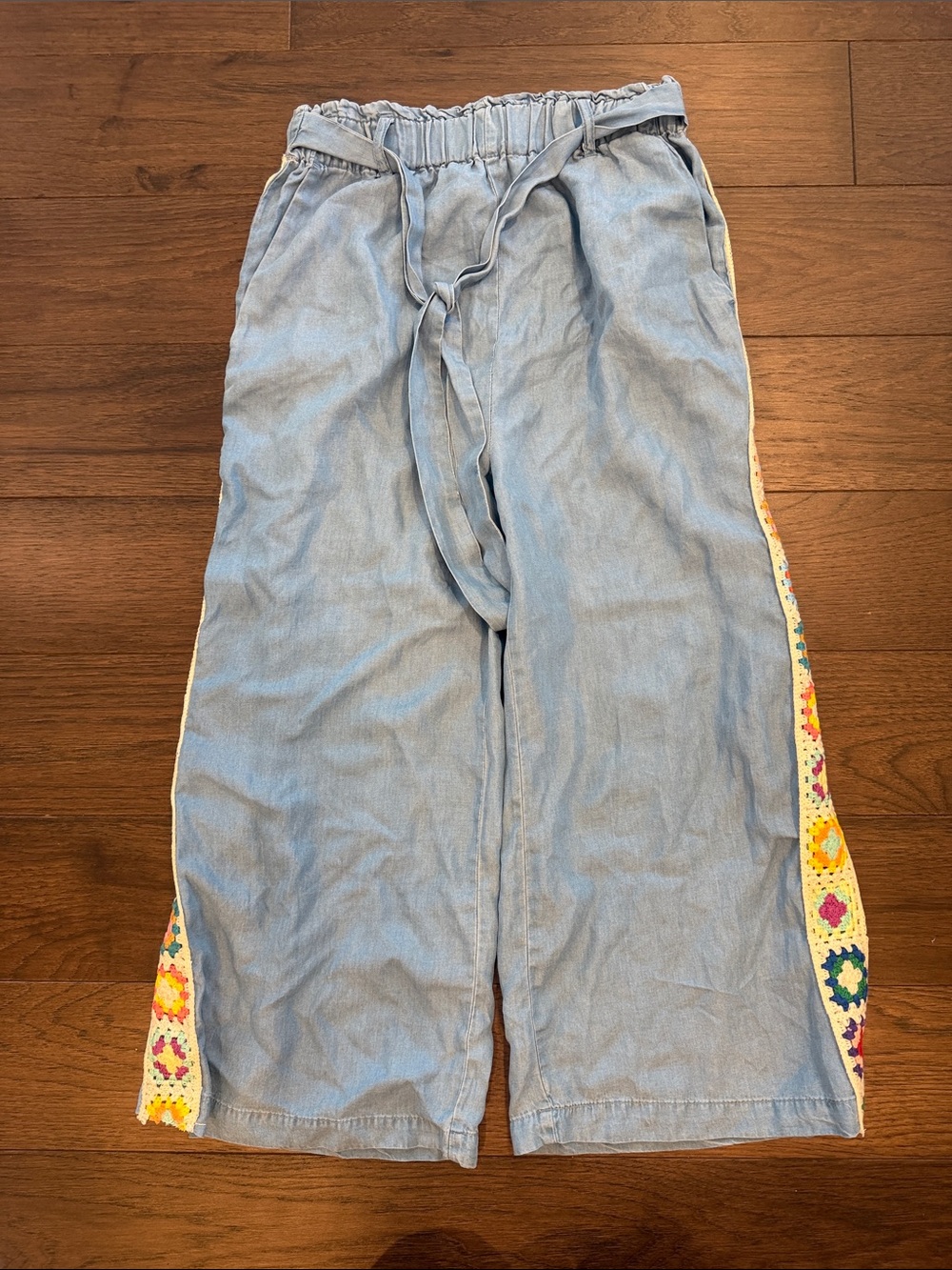 Love Tree Lightweight Chambray Crochet Wide-Leg Drawstring Pants Small - C33-075